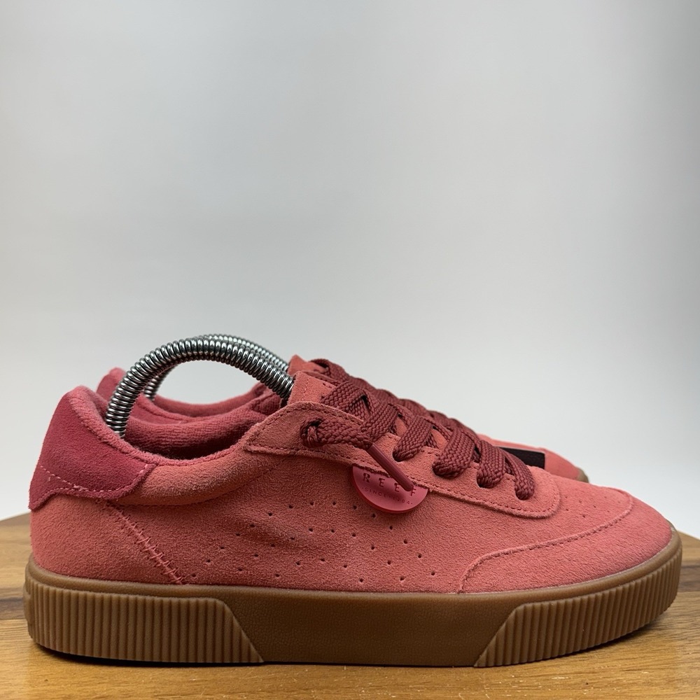 New NWT Womens Reef Lay Day Seas Red Suede Casual Gum Sneakers Shoes Size 9 M